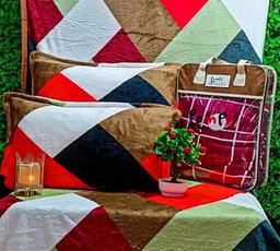 HECTOR WOOLEN 3PC SET BED COVER SET