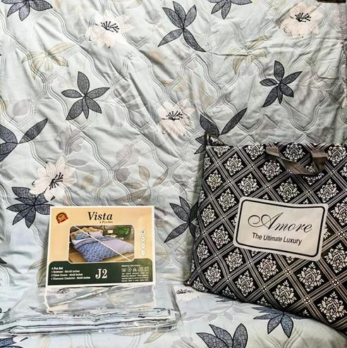 Exotic 4 pcs comforter set