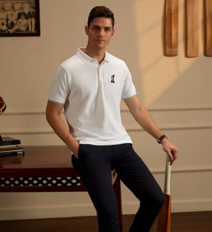 Men White Solid Polo Neck Polo T-Shirts