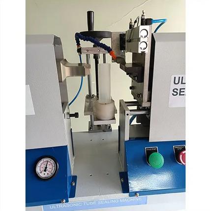 Ultrasonic tube sealing machine