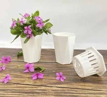 Self-watering (Model V2)