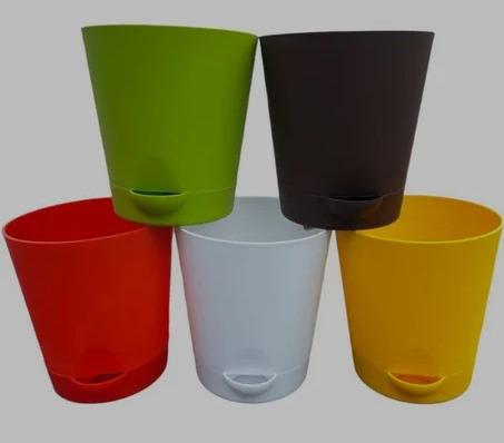 Self Watering With branding plastic planter (Model V1)