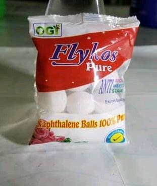 White Naphthalene Balls