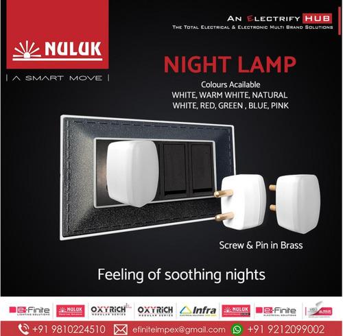NULUK NIGHT LAMP