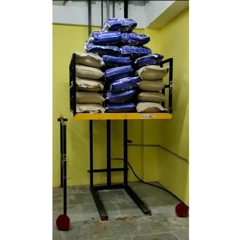 Hydraulic Goods Lift