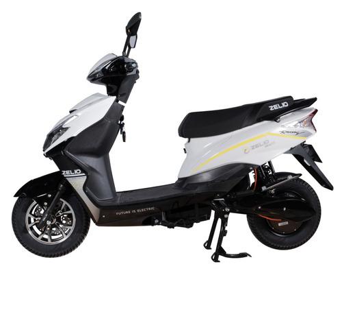 GRACY Electric Scooty White