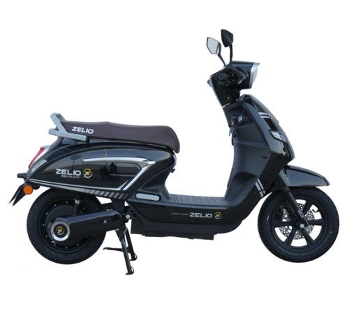 Eeva zx+ Electric Scooty Black