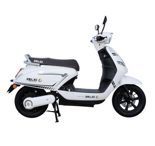 Eeva zx+ Electric Scooty White