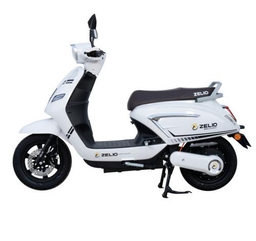 Eeva zx+ Electric Scooty White