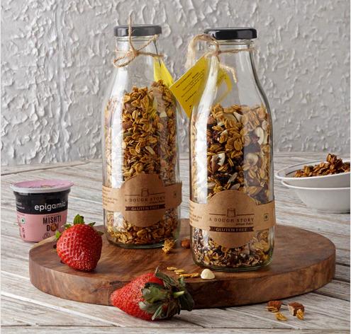 Turmeric Granola