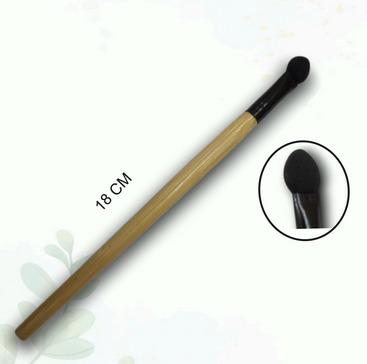 EYESHADOW BRUSH