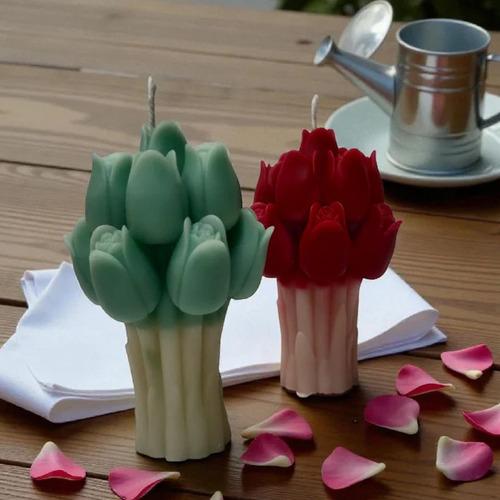 Tulip Bouquet Candle â Aesthetic Floral Soy Wax Candle
