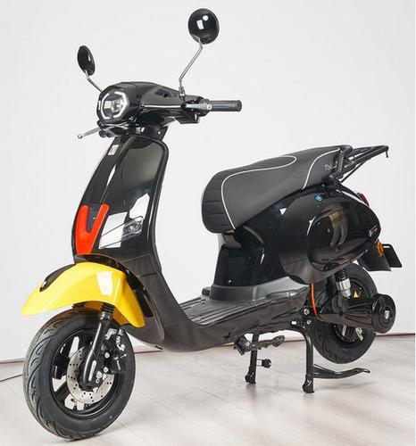 Black & Yellow Chopper