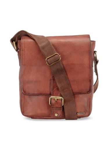 Unisex Tan Solid Leather Messenger Bag