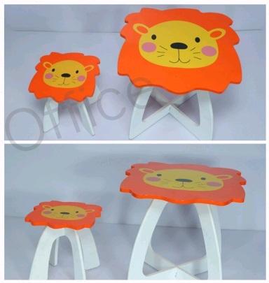 CHAMP LION KIDS TABLE & STOOL