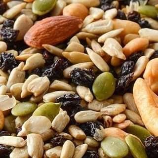 Milzona Seeds and Nuts Trail