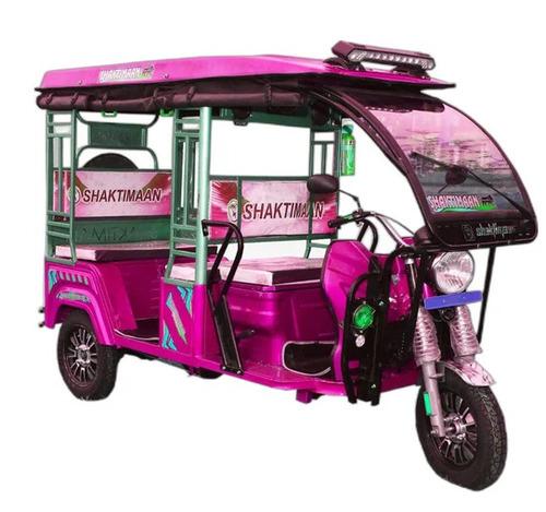 Shaktimaan E -Rickshaw