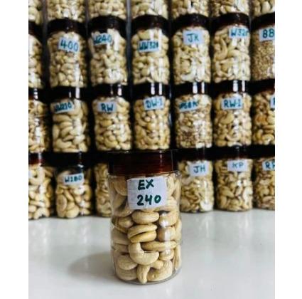 EX 240 Organic Whole Cashew Nut 