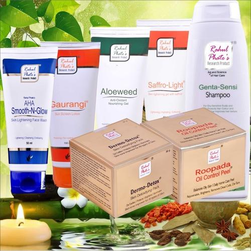 Rahul Phate Dermo Detox Skin Detoxifying Pack for Skin Softening and Glow improving 30 g