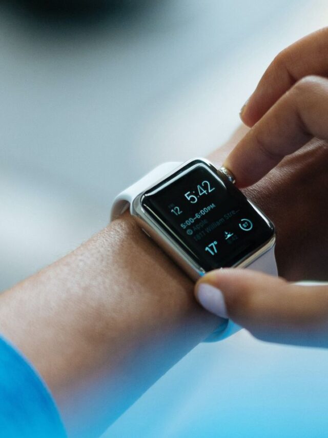 6 Benefits Of Having A Smartwatch GetDistributors