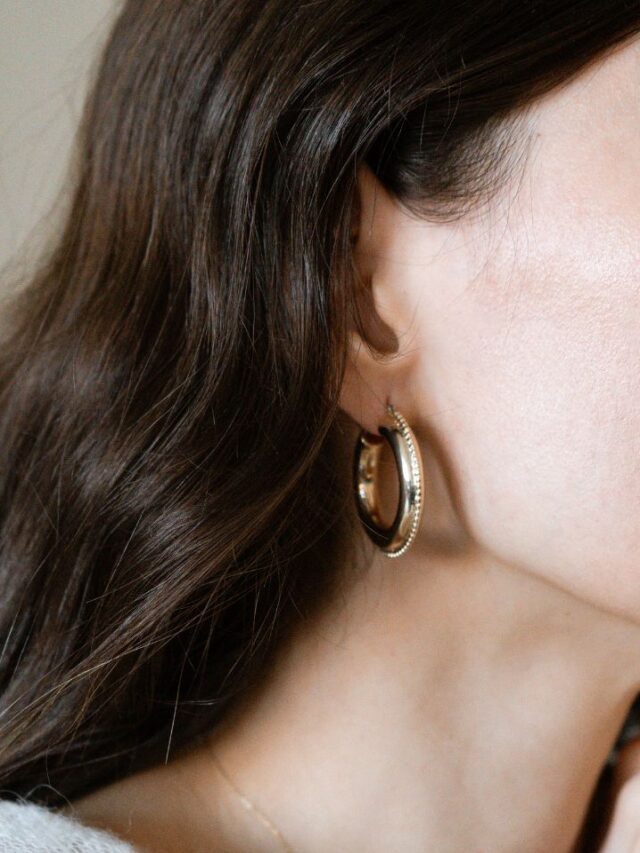 6 Stunning Styles of Hoop Earrings